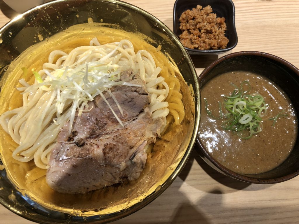 【食レポ】空中庭園とセットで行きたい！ラーメン伊藝大淀本店に行ってきた。